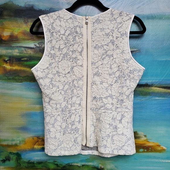 7 For All Mankind Seamed Lace Top  Approx Fit Medium - Picture 3 of 12